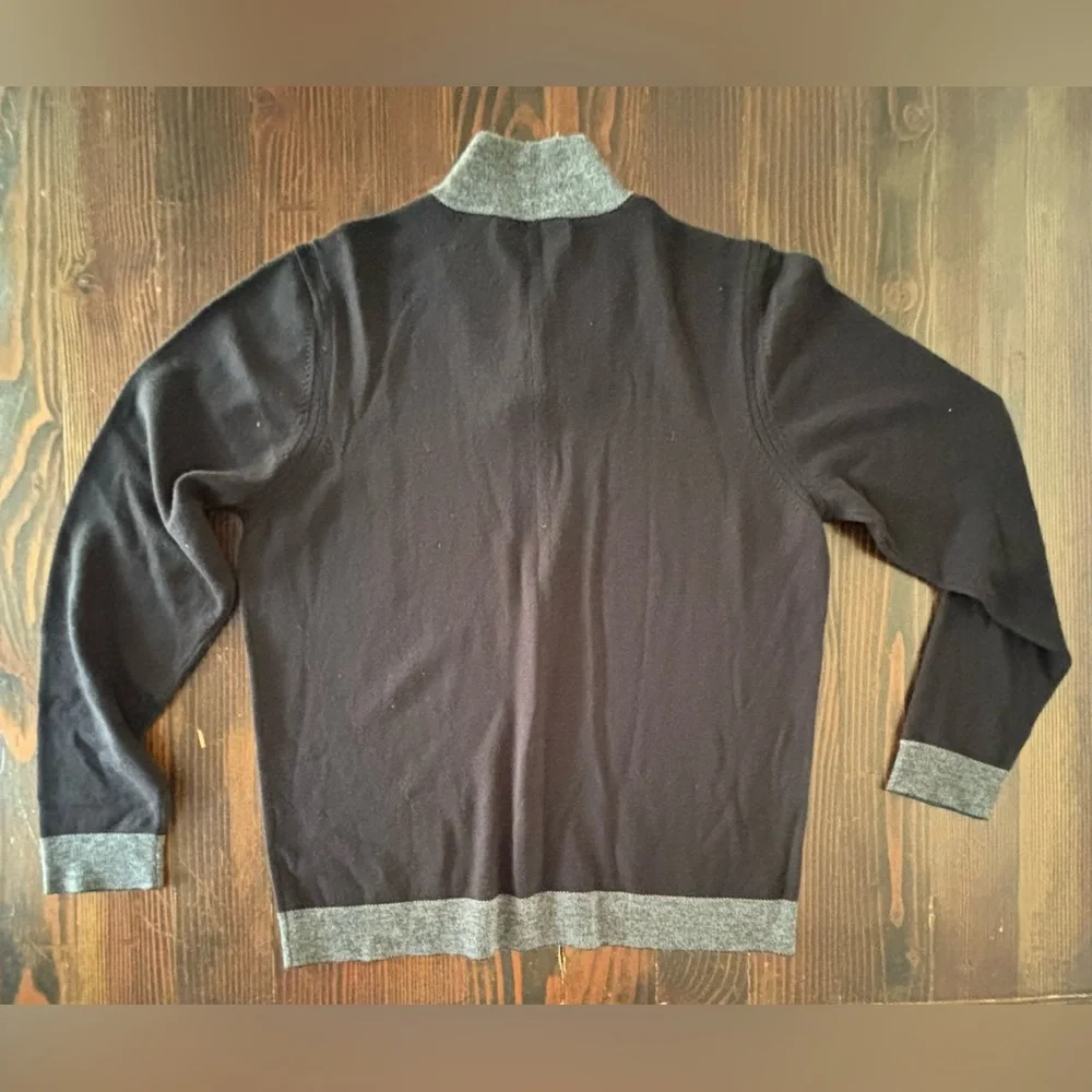Rag & Bone | V-Neck Long Sleeve | Black‎ and Grey | Men’s Large